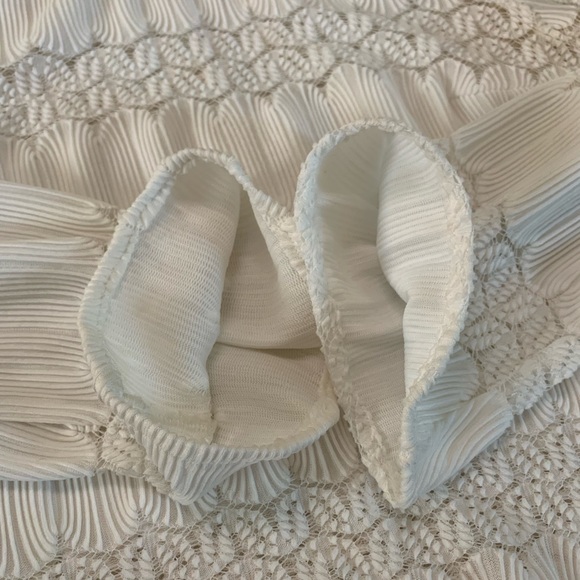 Vestique Long Sleeve Boho White Top Size Medium - Picture 13 of 17